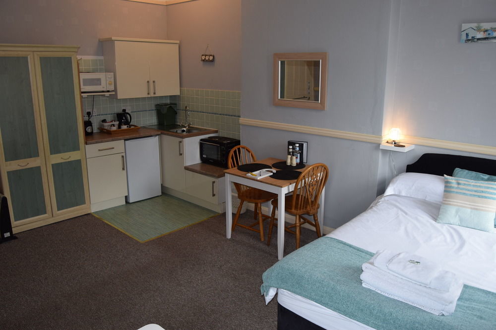 ドーリッシュ The Blenheim Bed & Breakfast エクステリア 写真