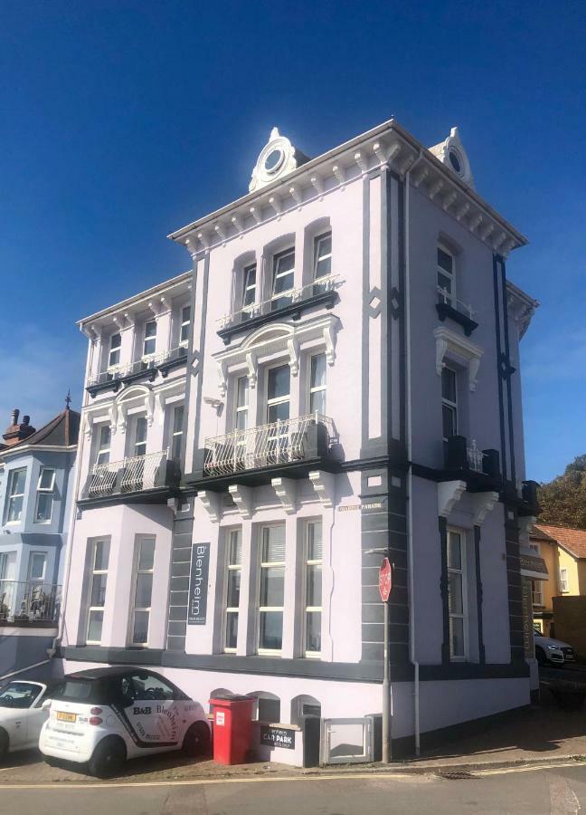 ドーリッシュ The Blenheim Bed & Breakfast エクステリア 写真